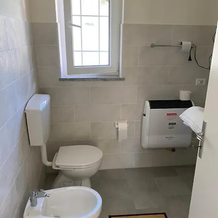 Semesterbostad Greenhouse Del Viverone